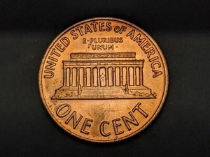 1969-S Strike Thru US Mint Error Lincoln Memorial Cent - Picture 1 of 6