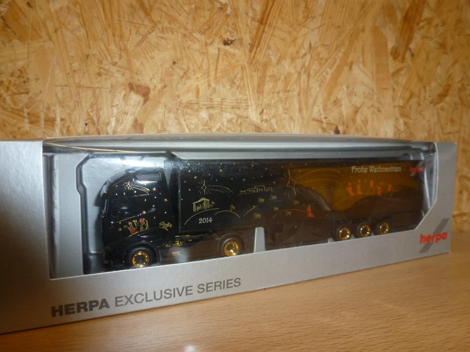 Herpa 305051 303941 Volvo Fh Gl. XL Lorry " Herpa Christmas Truck 2014 - Image 1 of 1