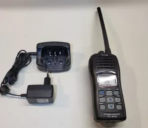 Icom IC-M34 Wasserdicht und Schwimmfähig Funkgerät - Bild 1 von 5