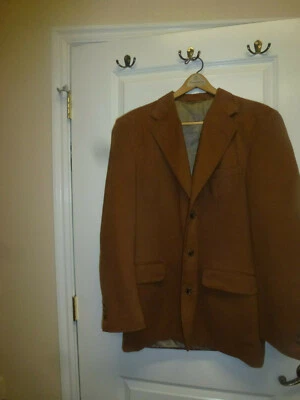 MEN'S SIZE 42L NORM THOMPSON TAN CAMEL FAUX SUEDE BLAZER SPORT COAT - Image 1 of 4