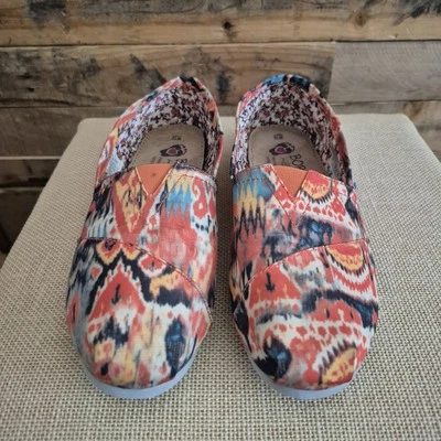 BOBS Skechers Memory Foam Shoes Womens Sz 10 Slip On Comfort Ikat Tribal Casual - Image 1 of 4