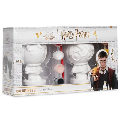 Harry Potter Kids Paint Your Own Set With Figures Model Craft Activity Toy - Image 1 of 4