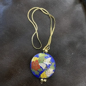 Cloisonné Crane Pendant Vintage W/18 Inch Gold Tone Necklace. - Picture 1 of 7