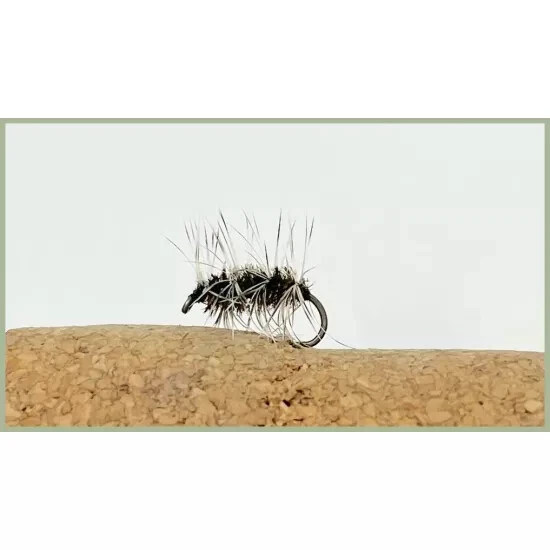 TROUTFLIES UK Griffiths Gnat Forellenfliegen, 3er Pack, BARBLESS, Größenwahl, Trockenforellenfliegen