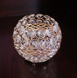 Candelabro votivo tono dorado con cuentas de cristal transparente linterna centro de mesa con joyas - Imagen 1 de 6