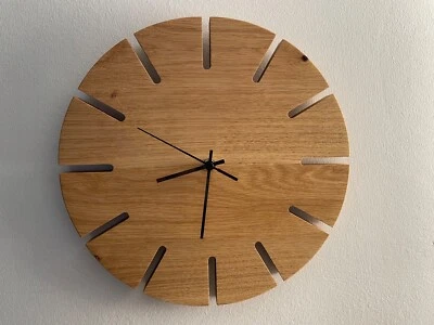 Wanduhr Holz Eiche rund handgefertigt - Bild 1 von 4