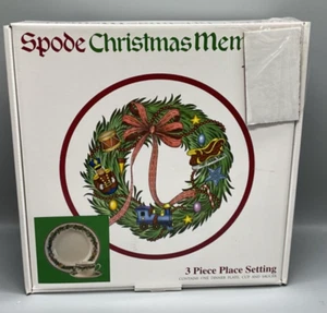 Spode CHRISTMAS MEMORIES 3-Piece Buffet Set Cup, Saucer, & Dinner Plate - Picture 1 of 3