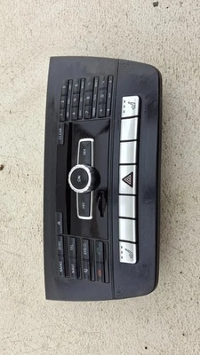 Unidad principal receptor radio navegación reproductor CD Mercedes W204 C300 C350 12-14 OEM Foto 1 de 4