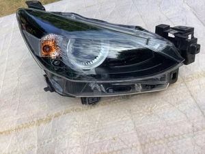MAZDA 2 DRIVERS RIGHT LED HEADLIGHT FACELIFT 2019 2020 2021 2022 D43N-51030 - Picture 1 of 10