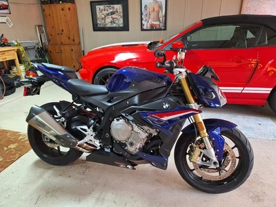 2020 BMW R-Series  - Image 1 of 4