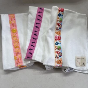 Burt's Bees Baby Girl 3 Burp Cloths new - Picture 1 of 2