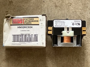 Contactor universal Carrier 2 polos HN52KC024 240/277 VAC repuesto - Imagen 1 de 5