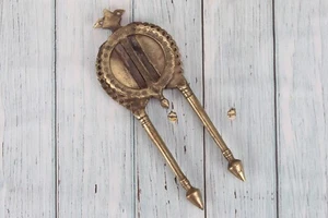 Antique Brass Betel Nut Cutter - Indien Sarota, Supari Cracker Double-Sided - Picture 1 of 11