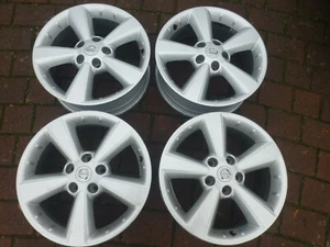 Llantas de aluminio Nissan Qashqai +2 6,5x17 ET40 5x114,3 40300EY17C 5 radios - Imagen 1 de 12