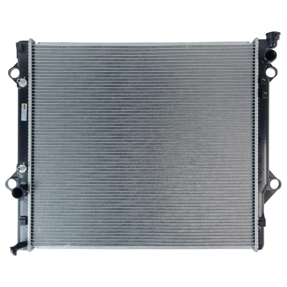 Conjunto de radiador TYC 2580 para 03-08 Toyota 4Runner FJ Cruiser Foto 1 de 4