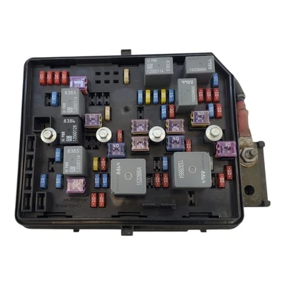 2009 CHEVROLET IMPALA 3.5L OEM Engine Fuse Box Relay Junction Block 25915388-01 - Image 1 of 4