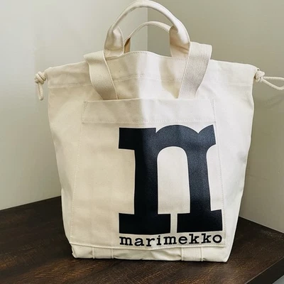 Bolso de Mano Marimekko Mono City Grande Beige Natural Foto 1 de 4