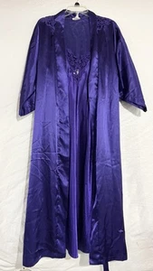 Camisón y bata sedosos de encaje púrpura Peignoir talla mediana Cinema Etoile de colección para mujer - Imagen 1 de 21