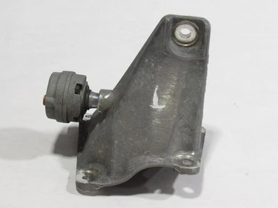 Suporte de montagem de transmissão 18-21 Aston Martin Vantage 2020 passageiro direito ;:A - Imagem 1 de 4