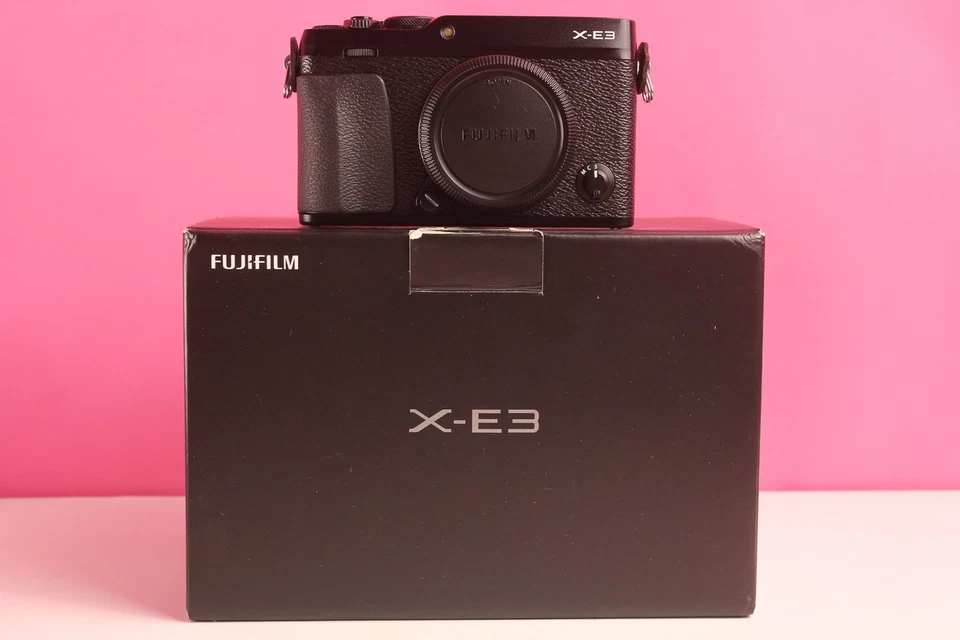 Fujifilm X-E3 24.3MP Mirrorless Digital Camera BLACK (Body Only) EXC! - image 1 of 4