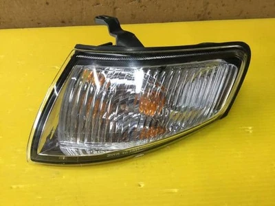 MAZDA Capella Cargo 1997 Left Side Marker Light G14K51070 [Used] [PA64999609] - Image 1 of 4