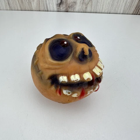 Vintage 1980's Madballs KO - SKULL FACE ZOMBIE 3" Toy Ball Head Figure - Taiwan Cover
