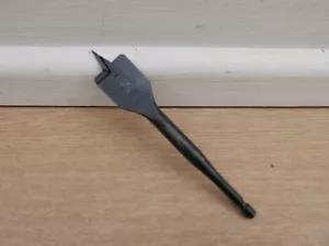 DEWALT EXTREME DT4773 28 MM X 152 MM FLACHHOLZBOHRER BIT lose - Bild 1 von 1