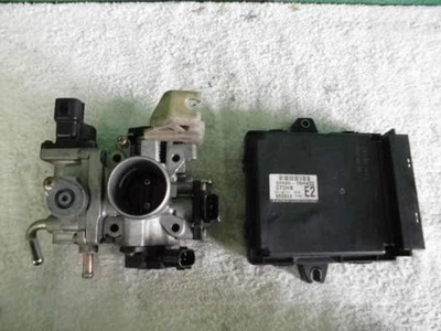 SUZUKI Lapin 2003 UA-HE21S Throttle Body [Used] [PA90450760] - image 1 of 4