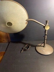 Exquisite Antique Mid-Century Dazor Model 2008 UFO Desk Lamp - Picture 1 of 8