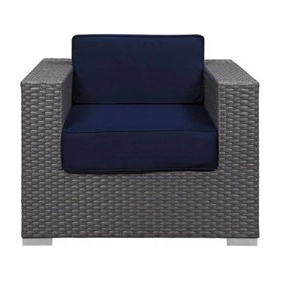 Sillón de patio Modway Sojourn de aluminio y ratán en lona/azul marino Foto 1 de 4