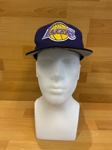 Los Angeles Lakers NEW ERA 9Fifty Adjustable Snap Back Baseball Cap - Picture 1 of 7