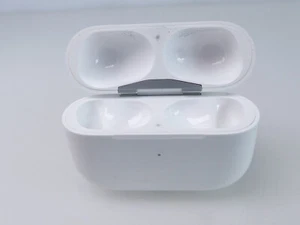 Apple AirPods Pro 2. Generation Ladecase A2700 Ligthning Case LEER #40 - Zdjęcie 1 z 5
