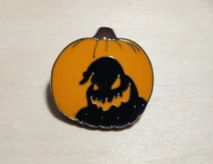 Nightmare Before Christmas Oogie Boogie Pumpkin Halloween Enamel Lapel Pin - Picture 1 of 4