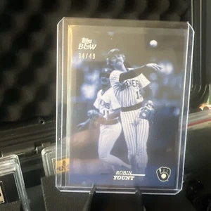 2024 Topps Black & White Robin Yount Blue /49 Brewers - Picture 1 of 2