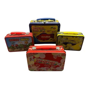 Menge 4 Vintage Süßigkeiten Thema Mini Dose Brotdosen, Schwedischer Fisch, Smarties, etc - Bild 1 von 5