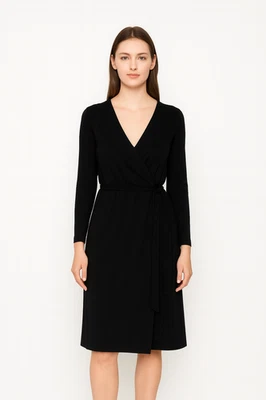 Vestido Studio M Negro Envolvente Talla M Clásico Preppy Minimalista Retro Regalo Elástico Foto 1 de 4