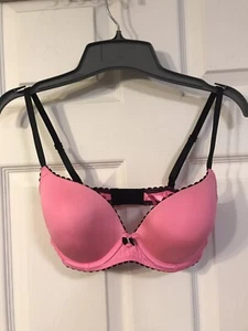 Betsey Johnson Scalloped T-Shirt 32D Bra - Style #J3975N - Picture 1 of 9