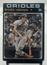 1971 topps baseball card #300 Baltimore orioles Brooks Robinson good condition 