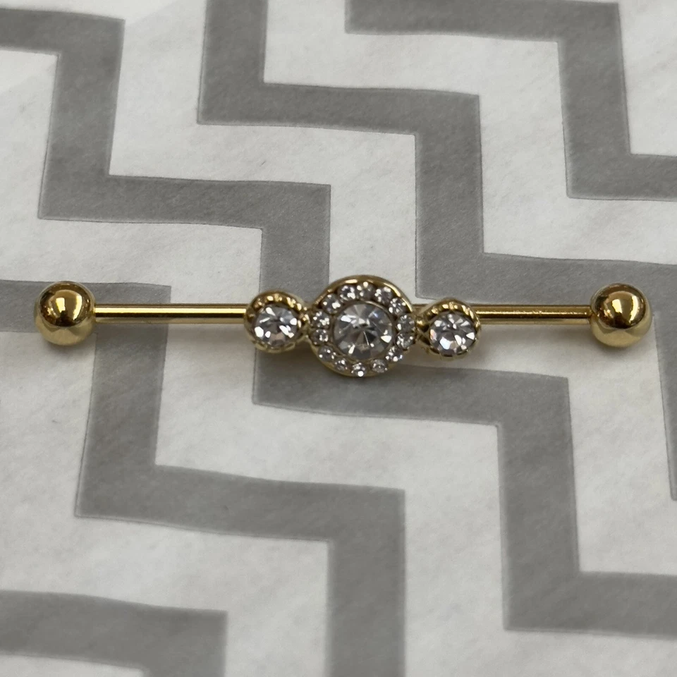 "Nuevo pendiente cartílago de 1,5"" barra industrial triple gema chapada en oro calibre 14" Foto 1 de 1
