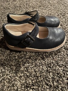clarks 8f