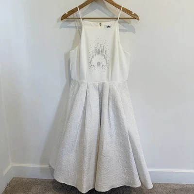 Disney Parks The Dress Shop Fantasyland Vestido Castillo Blanco Mujer Pequeña Fiesta Foto 1 de 4