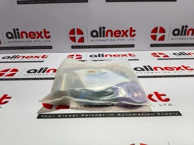 Omron E2E2-X10C1 2m Proximity Sensor 12-24VDC - Image 1 of 4