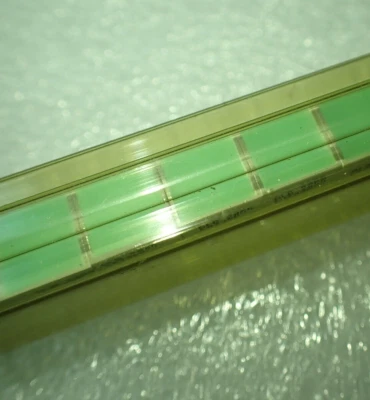 5 x GLB2855 SIEMENS SQUARE GREEN LIGHT BARS DIP8 UKINSTOCK - Image 1 of 4