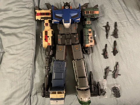 Moon Studio Radiatron Set (Third Party Transformers Raiden) Cover
