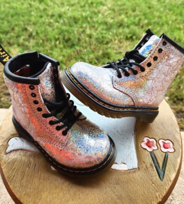 Dr Marten 1460 8-eye "Silver Metallic" Girls'  BRAND NEW Toddler 7C - Image 1 of 4