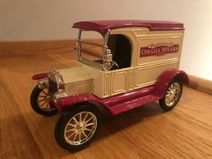 💥Furgoneta de metal fundido a presión Ford Modelo T 1913 coleccionable ERTL para filetes Omaha ~ COMO NUEVA - Imagen 1 de 9