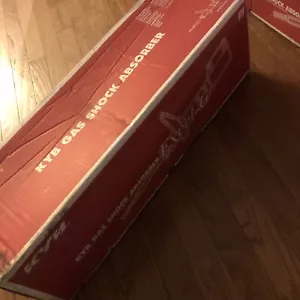 KYB For BMW 323is/325is/328is 1995-1999 Shocks & Struts Front Driver Side - Picture 1 of 2