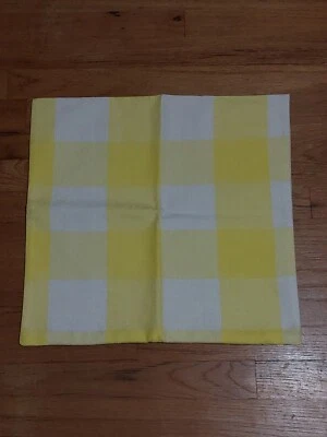 Funda de almohada con patrón de cuadros de búfalo blanco amarillo de granja 17 x 17,5 nueva sin etiquetas Foto 1 de 4