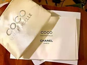 CHANEL COCO MADEMOISELLE COSMETC CASE Clutch Pouch Perfume Charm 7.5"x6"x1" NEW - Picture 1 of 5