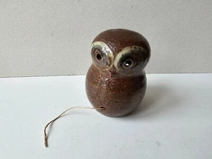 Dévidoir à ficelle en céramique zoomorphe Chouette Hibou signé Guy Baudat - Imagen 1 de 8